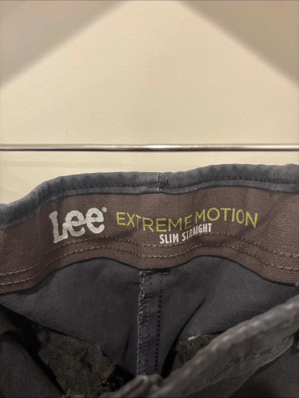 Lee’s Men’s 34x29 Navy Pants
